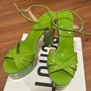 Schutz Keefa heels! 
For Sale!
